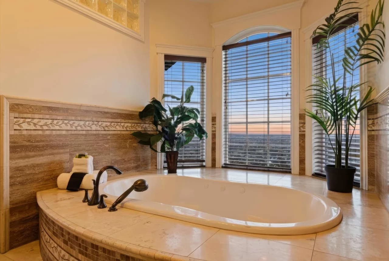 Panoramic View Villa in Salt Lake City, Utah photo 3