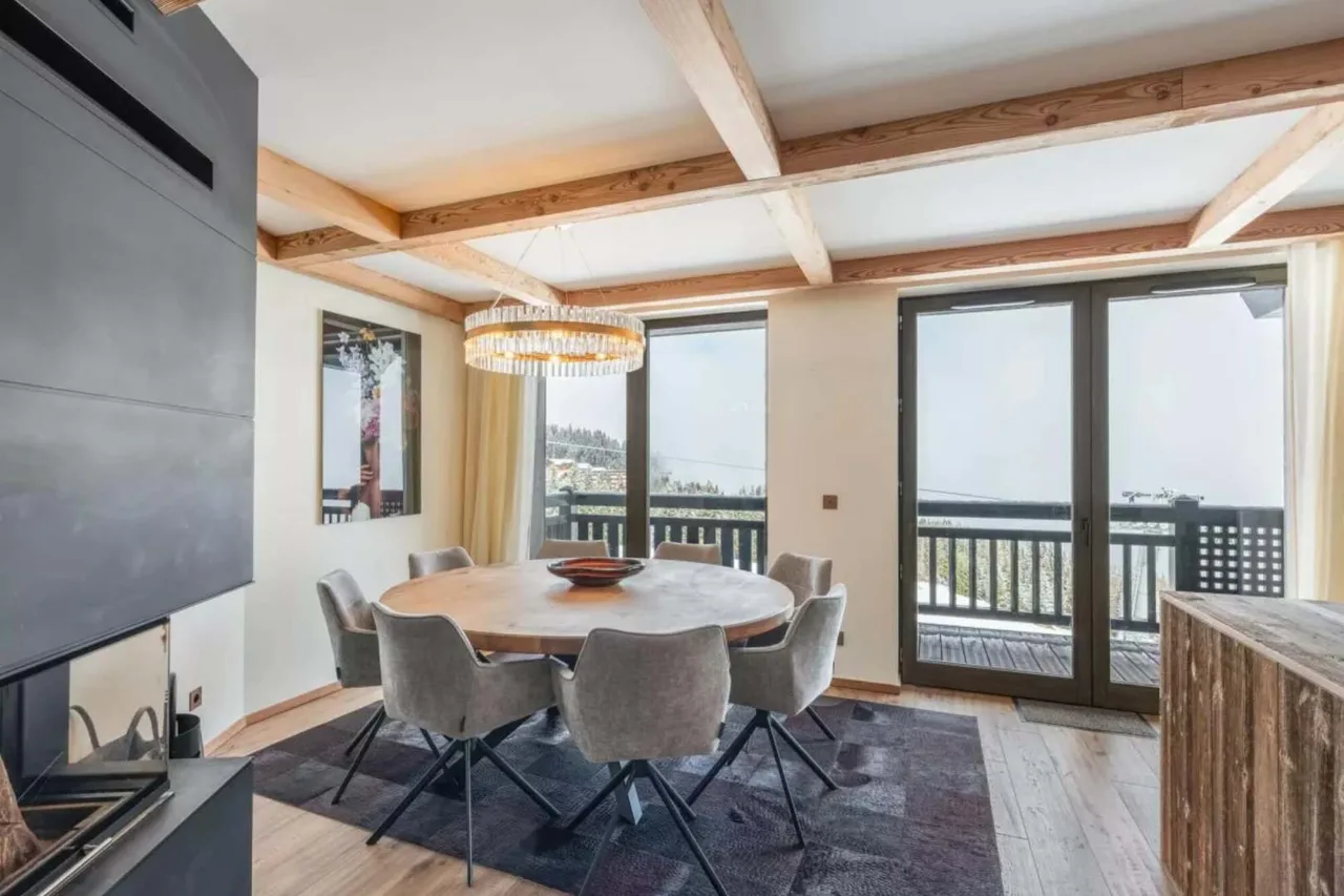 Beautiful Alpine Duplex With Ski Access photo 5