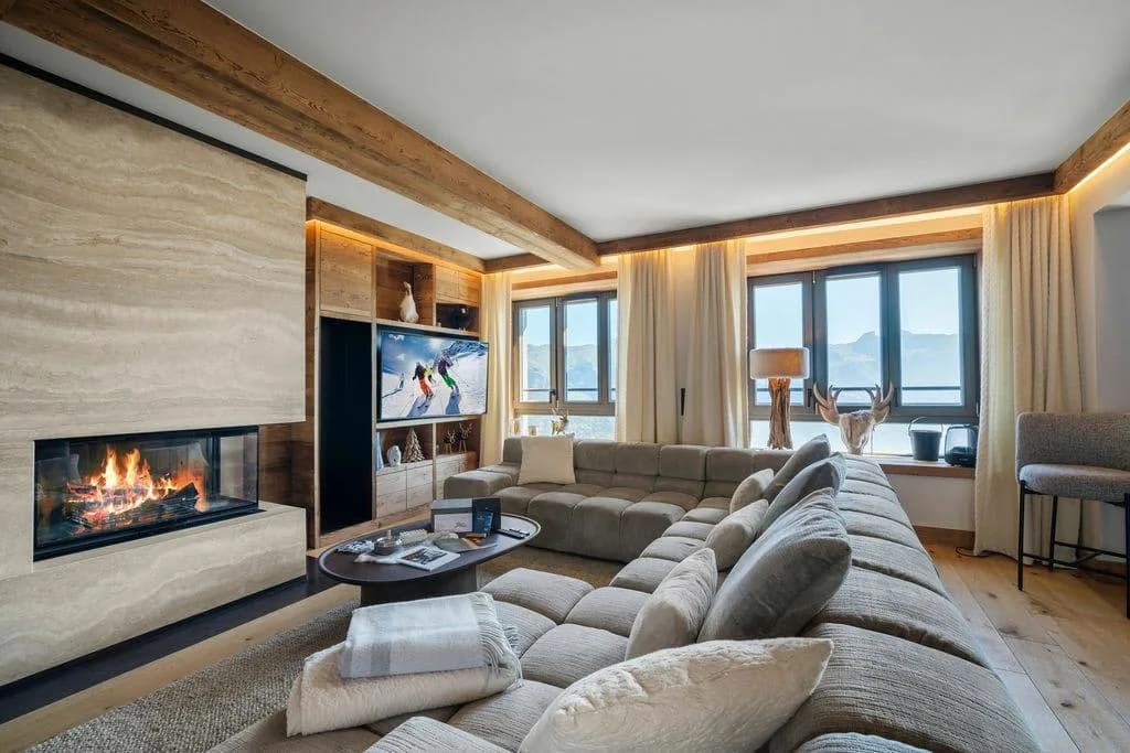 Renovated Alpine Retreat Steps From Slopes photo 2