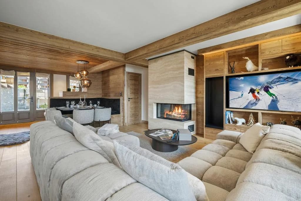 Renovated Alpine Retreat Steps From Slopes photo 5
