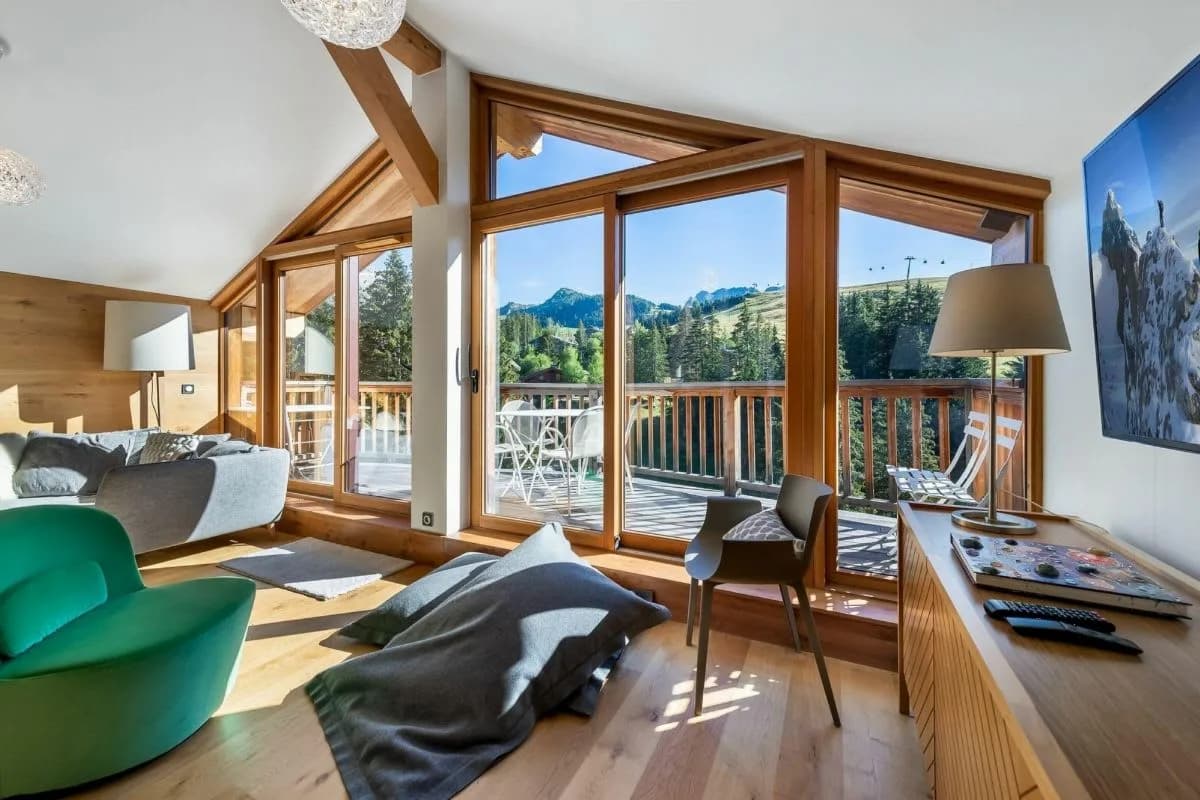 Spacious Alpine Apartment Perfect For Ten photo 2