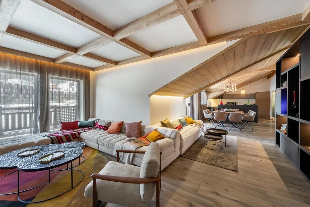 Bright Central Apartment With Alpine Charm photo 4