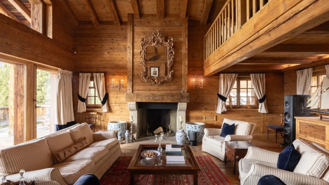 Elegant Mountain Chalet Near Village Centre photo 2