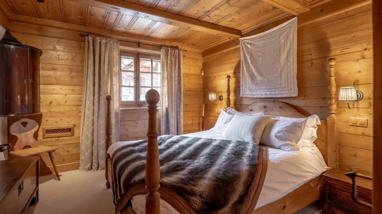 Elegant Mountain Chalet Near Village Centre photo 3