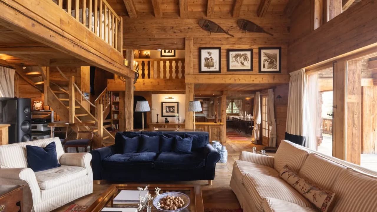 Elegant Mountain Chalet Near Village Centre photo 4