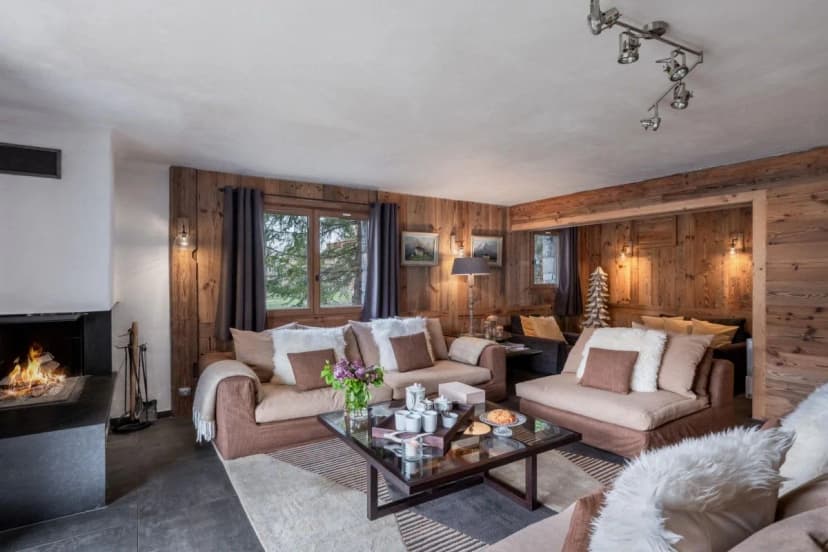 Mountain Chalet Designed For Relaxation