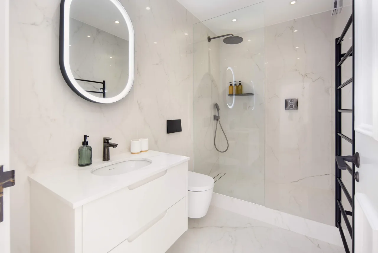 City View Two Bedroom Villa in London photo 4