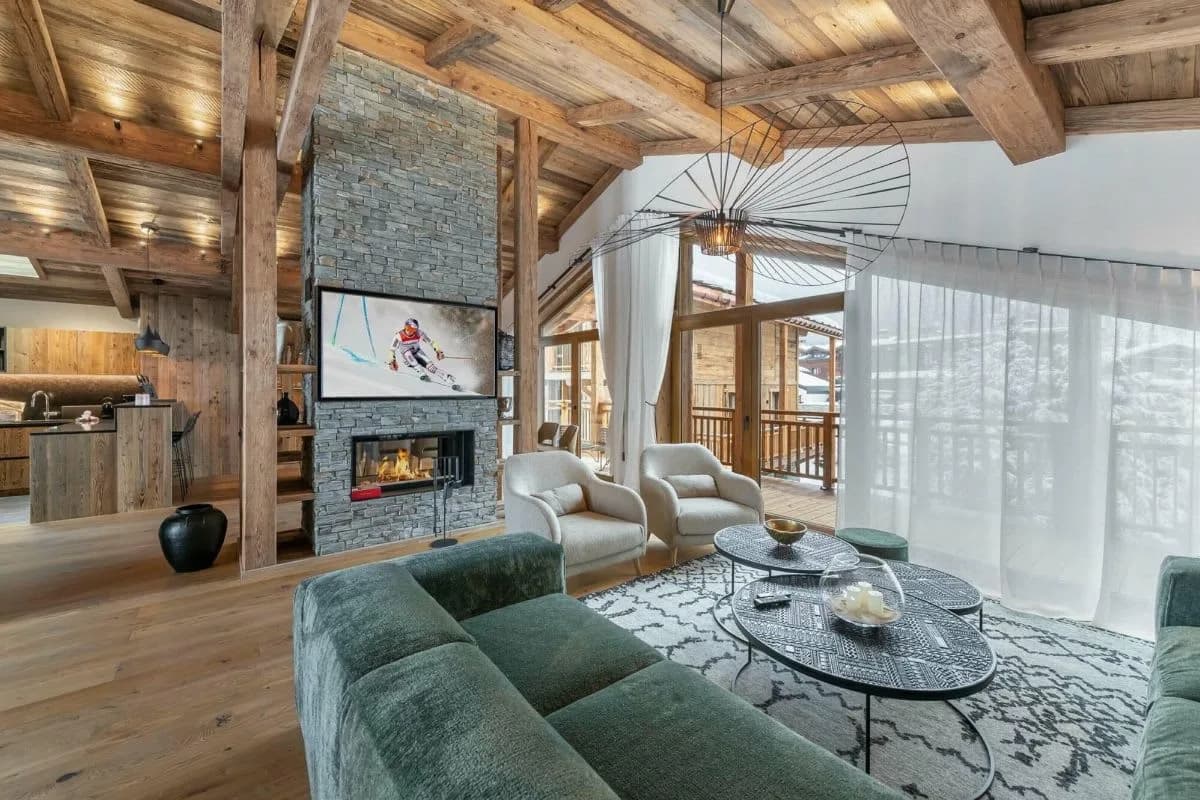 Courchevel Chalet With Pool And Sauna photo 5