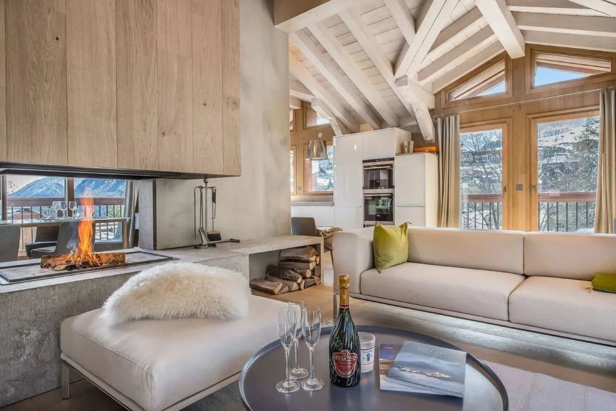 Modern Courchevel Escape With Indoor Spa photo 3