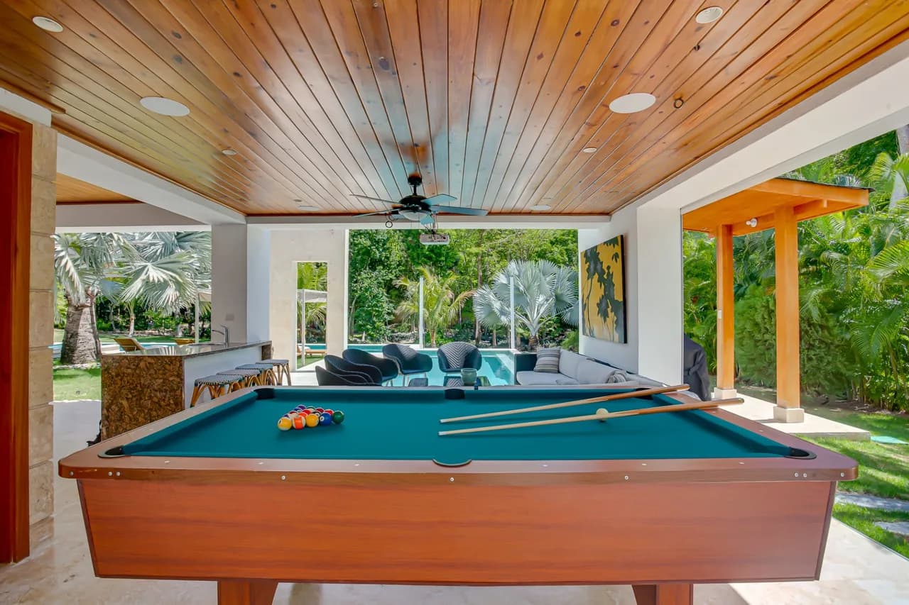 Luxury Villa with Hot Tub in Punta Cana photo 4