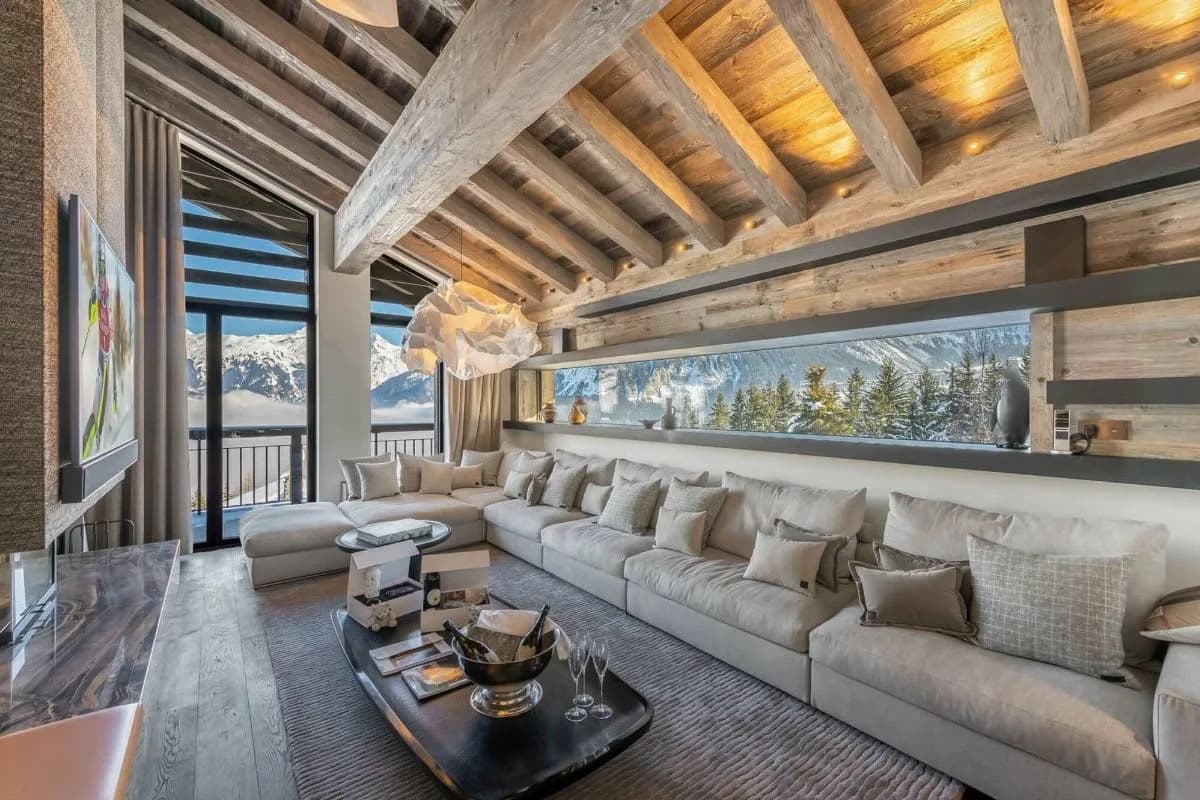 Ultra-Spacious Alpine Home With Wellness Spaces photo 4