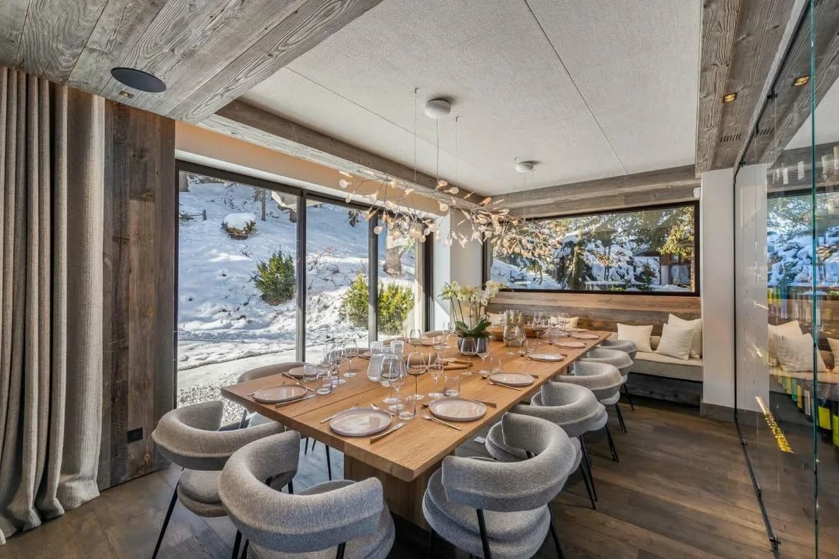 Ultra-Spacious Alpine Home With Wellness Spaces photo 5