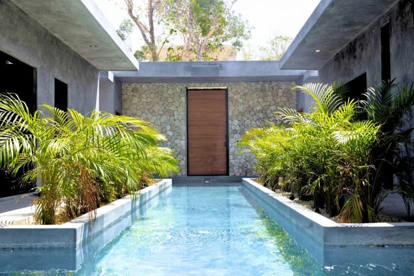 Jungle-Chic Villa With Pool And Space