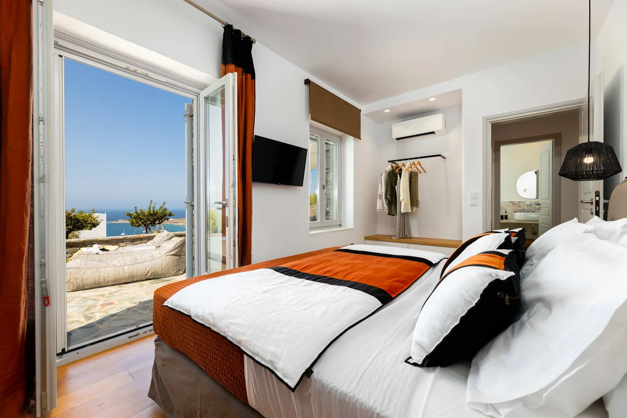 Elevated Sea View Escape With Private Pool photo 3