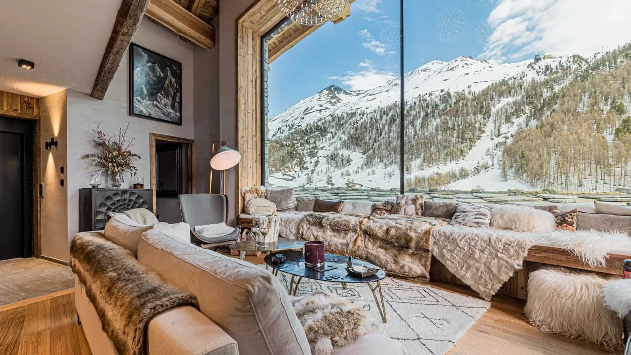 Spacious Luxury Chalet With Infinity Pools photo 5