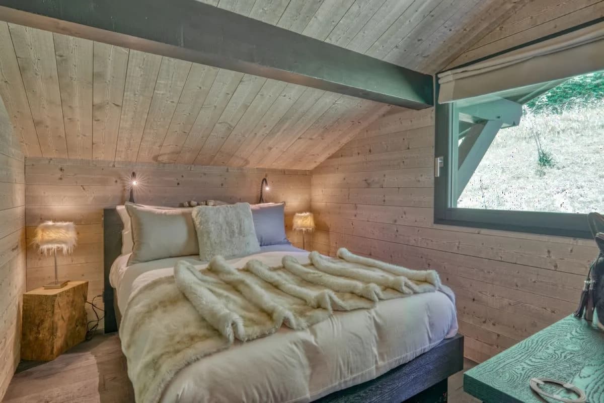 Architectural Alpine Chalet With Magnificent photo 3