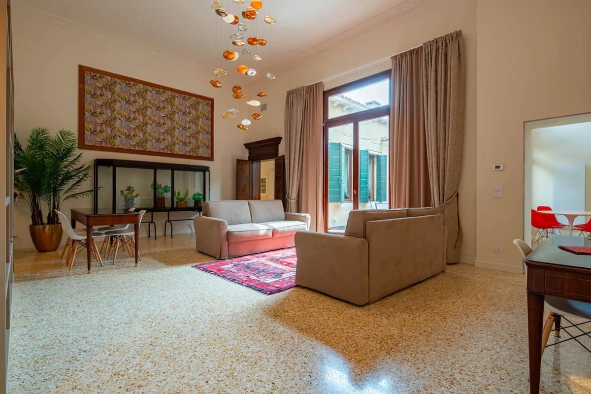 Ca' Longo Palace - Damasco