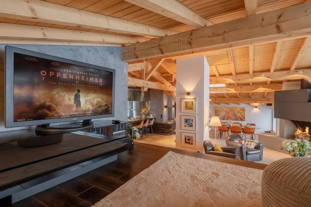 Elegant Alpine Living Near Chamois Lift photo 5