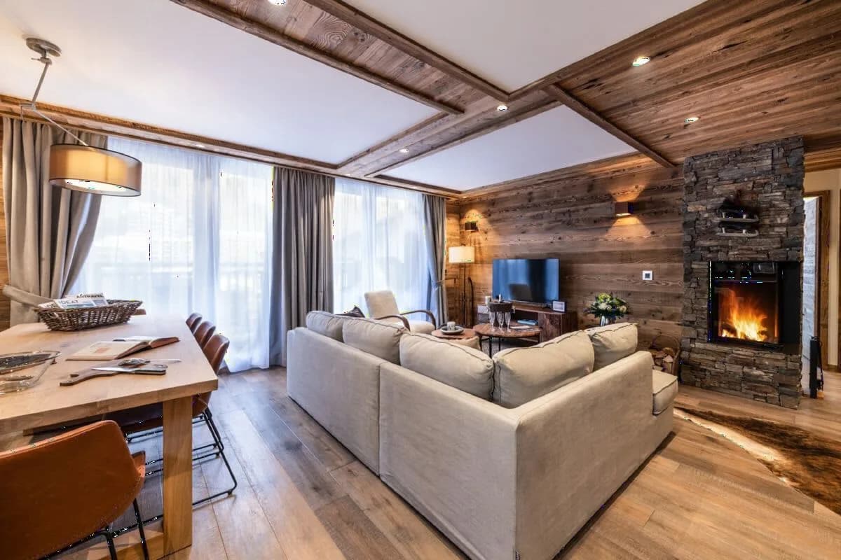 Comfortable Ski Residence With Outdoor Jacuzzi photo 2