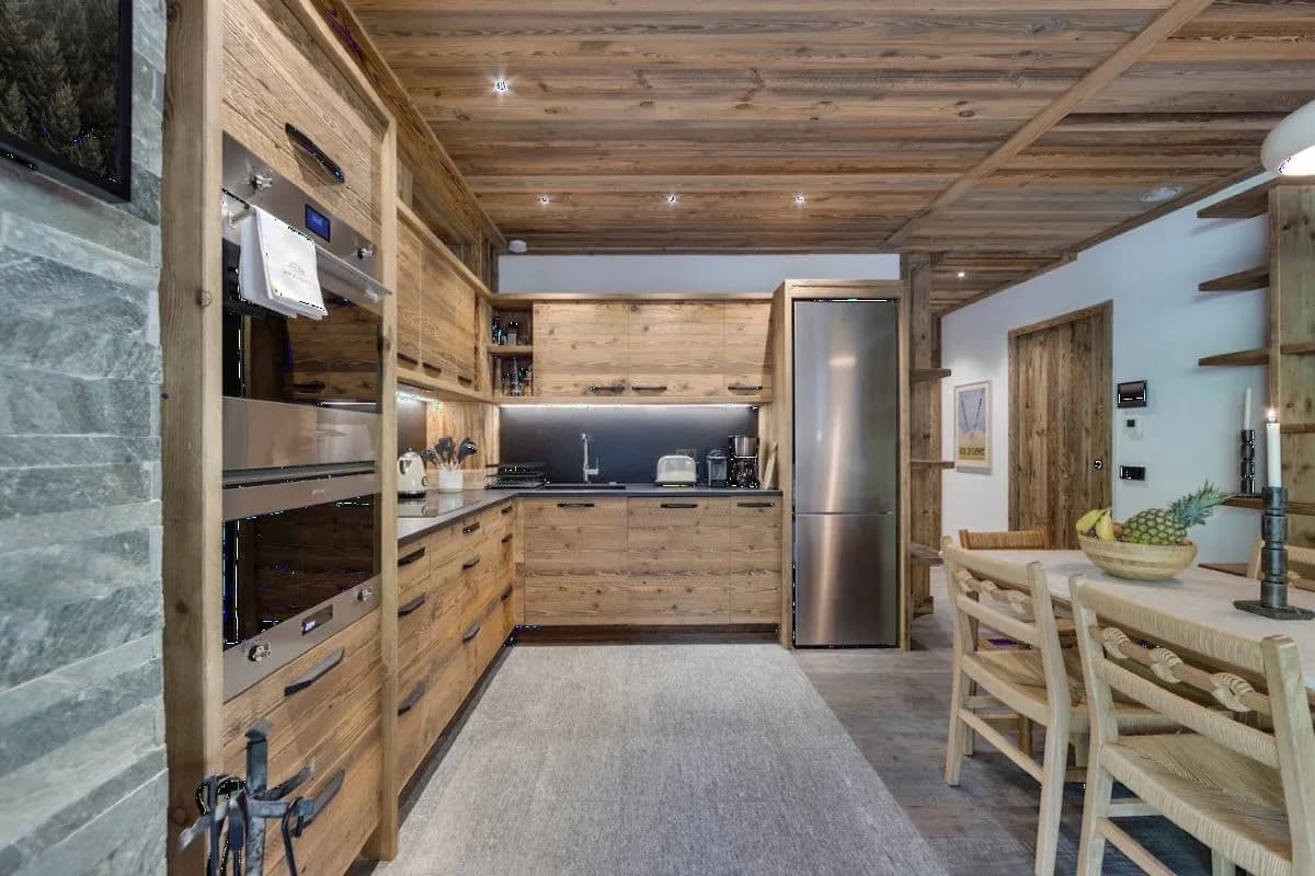 Relaxing Ski Retreat With Outdoor Sauna photo 5