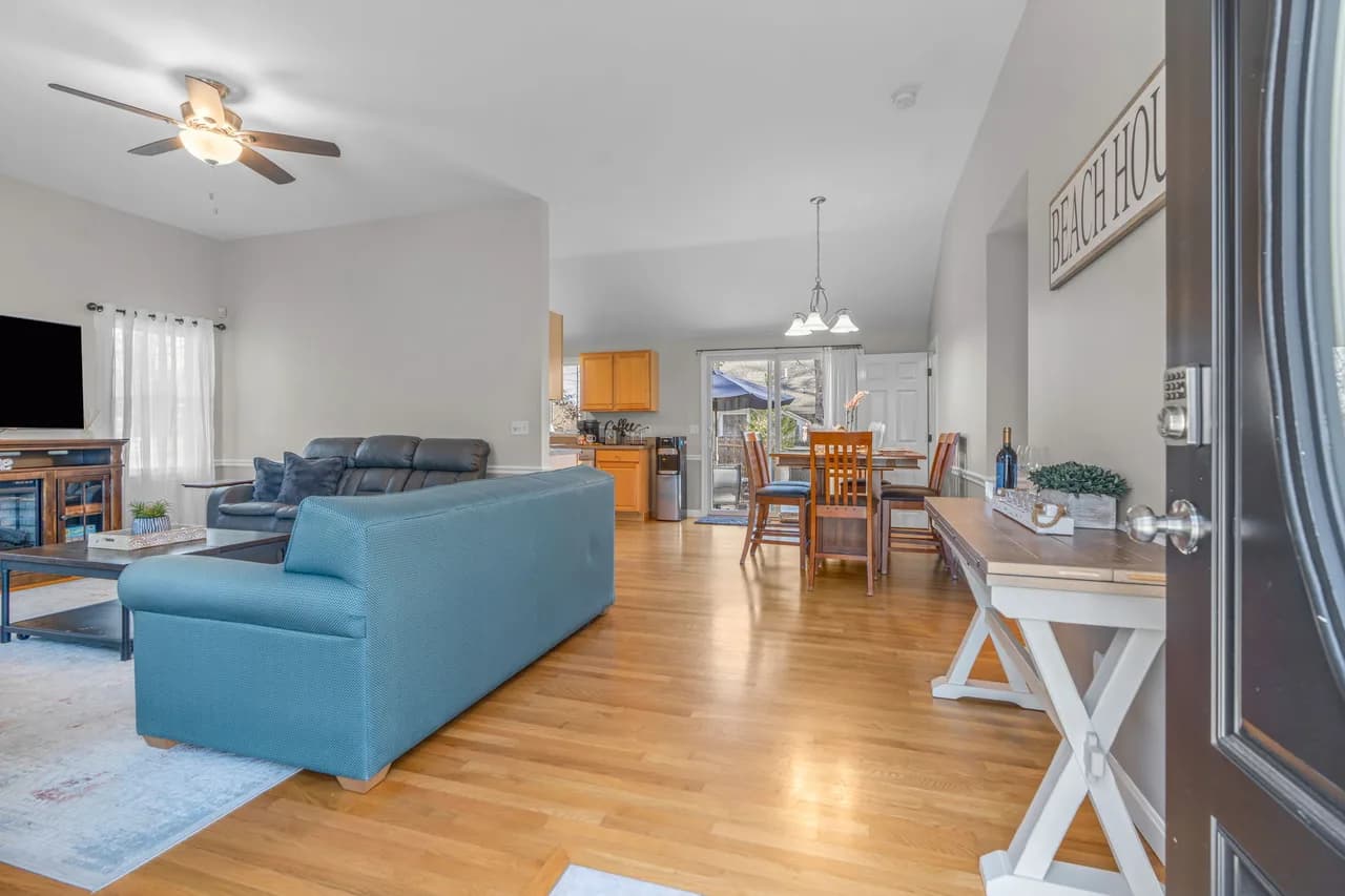 Oceanfront Two-Bedroom Villa in Barnstable Cape Cod photo 5