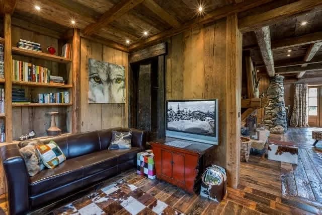 Luxurious Alpine Chalet With Steam Room photo 5