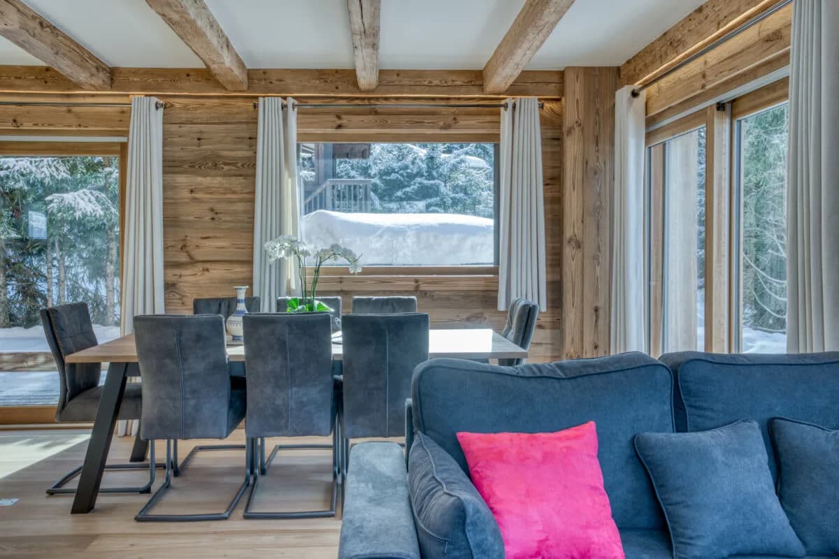 Warm Alpine Chalet With Fireplace photo 5