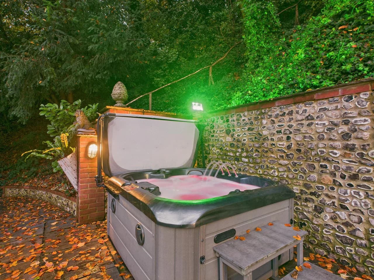 Heated Pool Castle in Lewes East Sussex photo 5