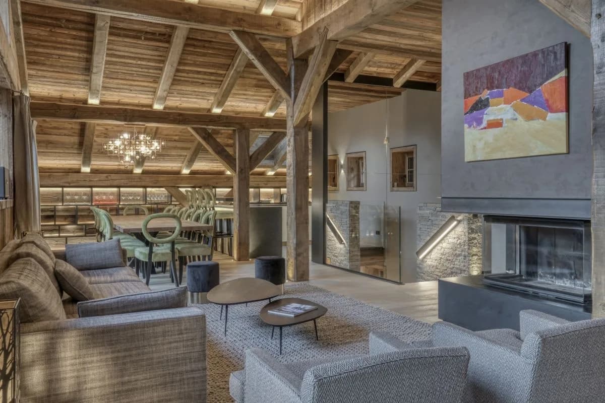 Luxury Village Chalet With Mountain Views photo 2
