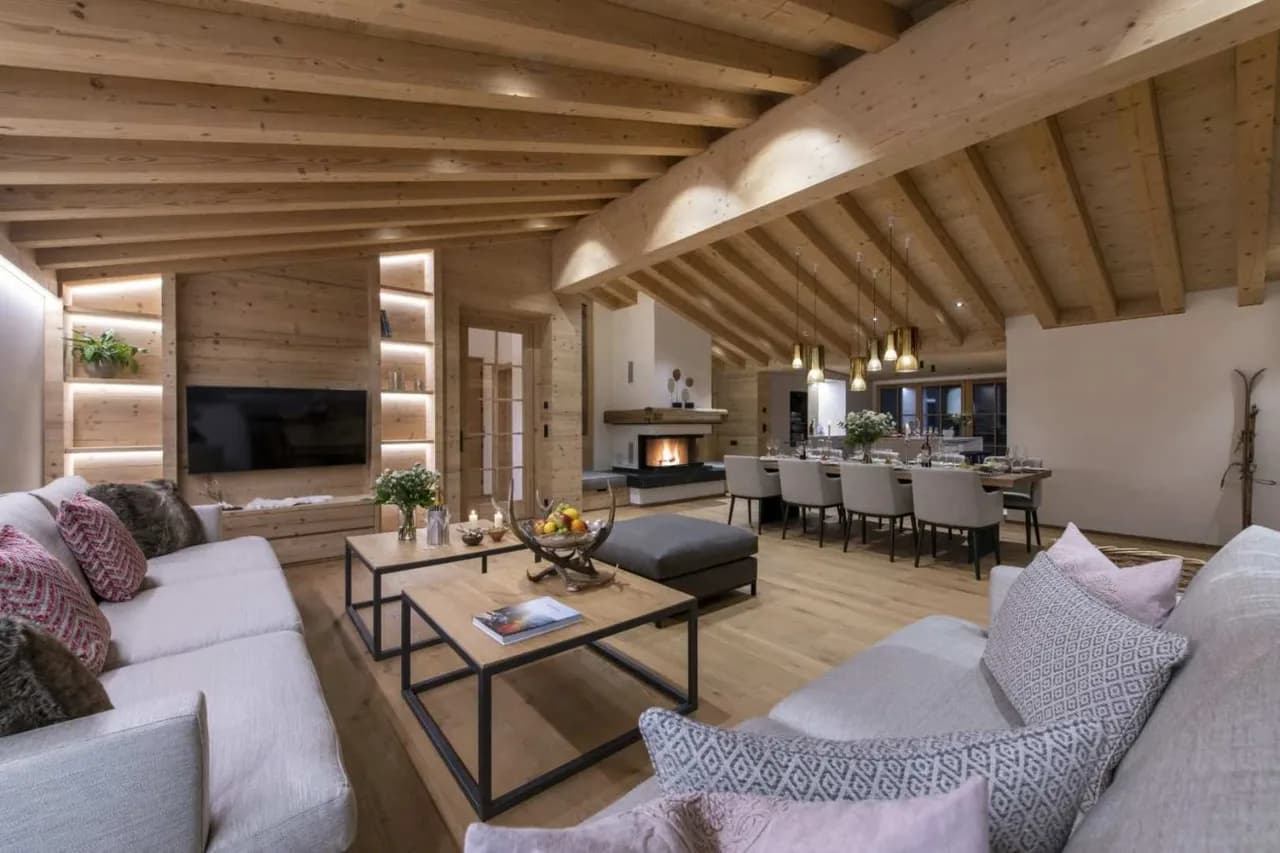 Elegant Ski Penthouse With Shared Spa photo 2