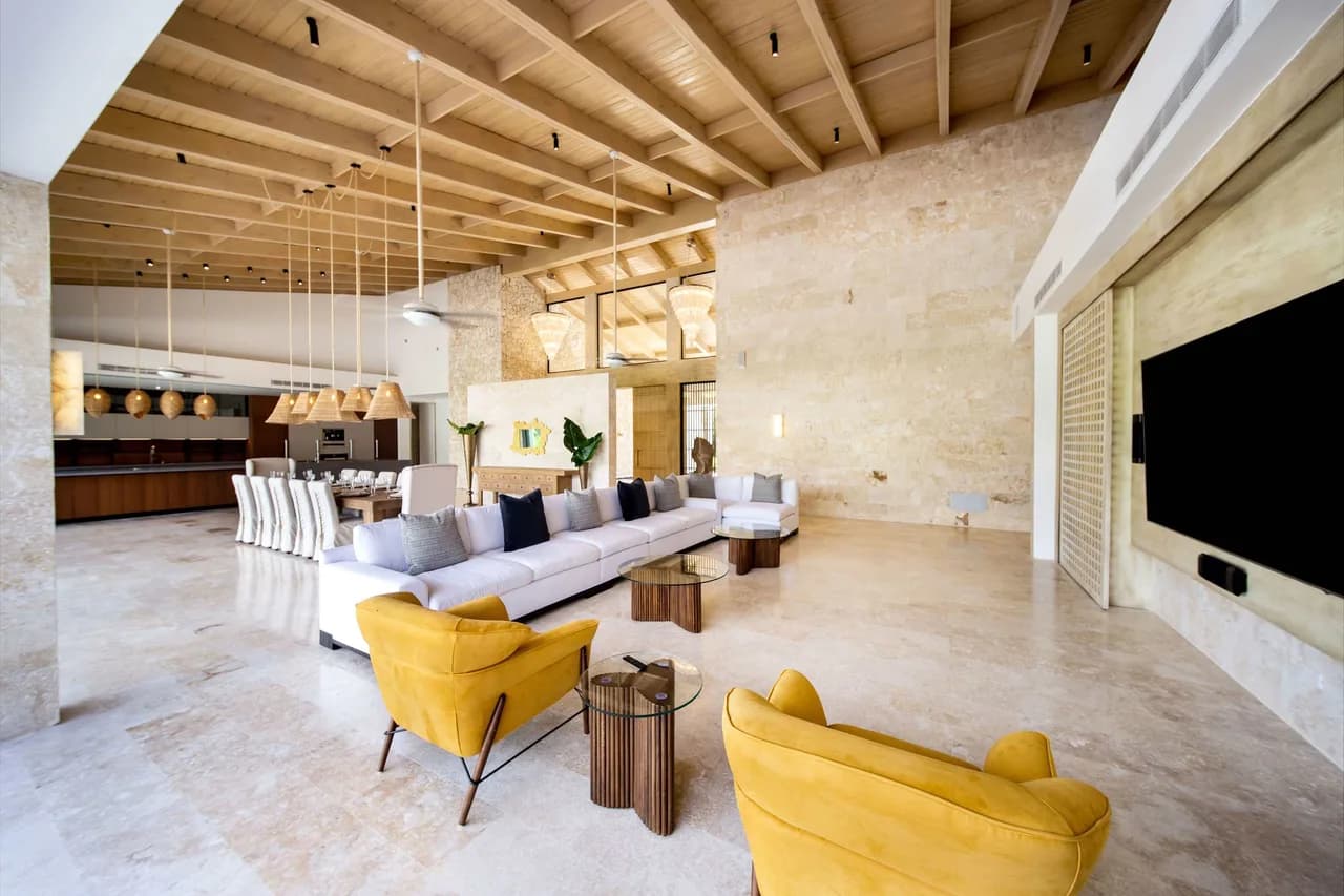 Private Beachfront Estate in La Romana photo 2