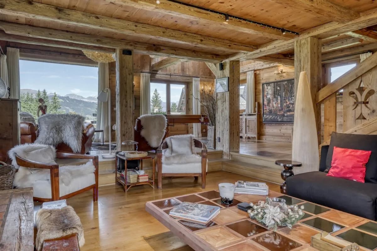 Alpine Retreat With Pool And Cinema photo 2