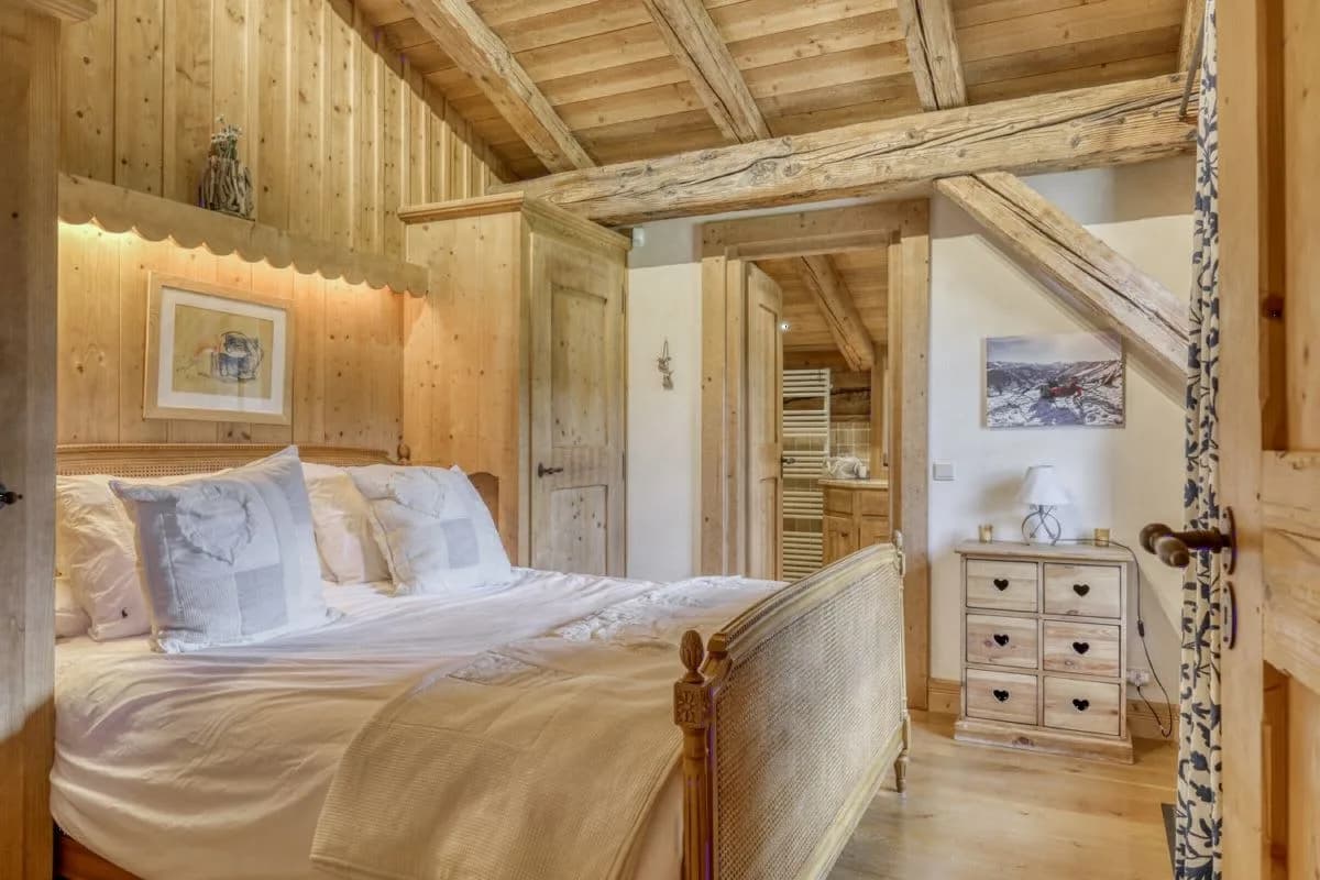 Alpine Retreat With Pool And Cinema photo 3