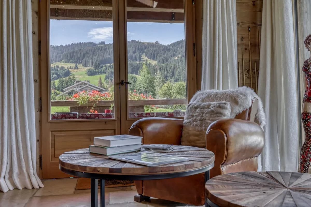 Alpine Retreat With Pool And Cinema photo 4