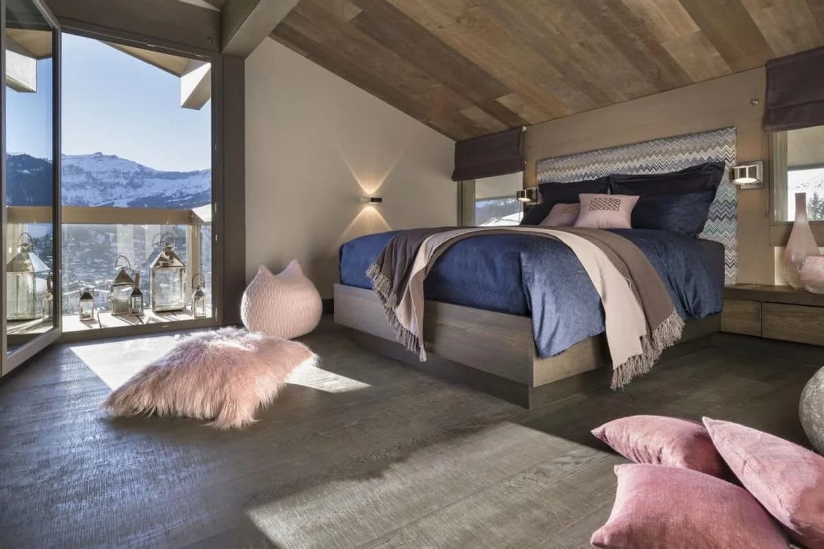 World Class Alpine Chalet With Pools photo 3