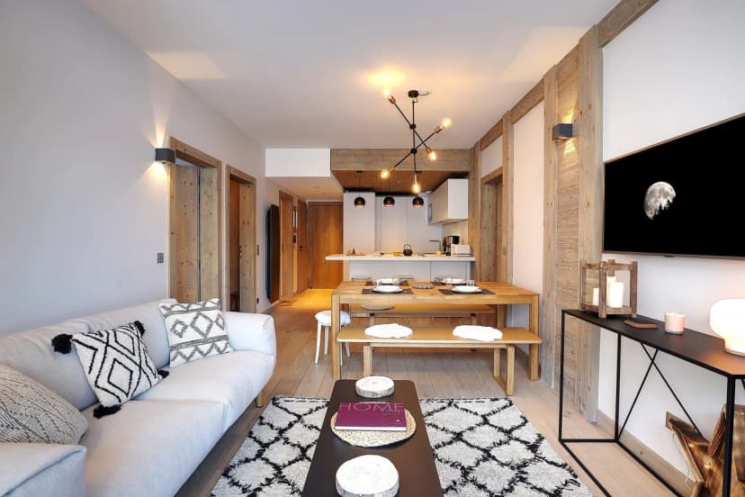 Scenic Alpine Apartment With Ski Access