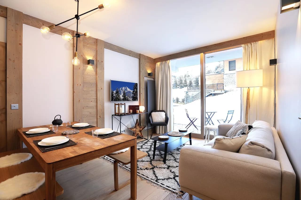 Scenic Alpine Apartment With Ski Access photo 4