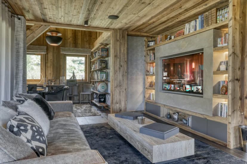 Spacious Chalet With Indoor Spa