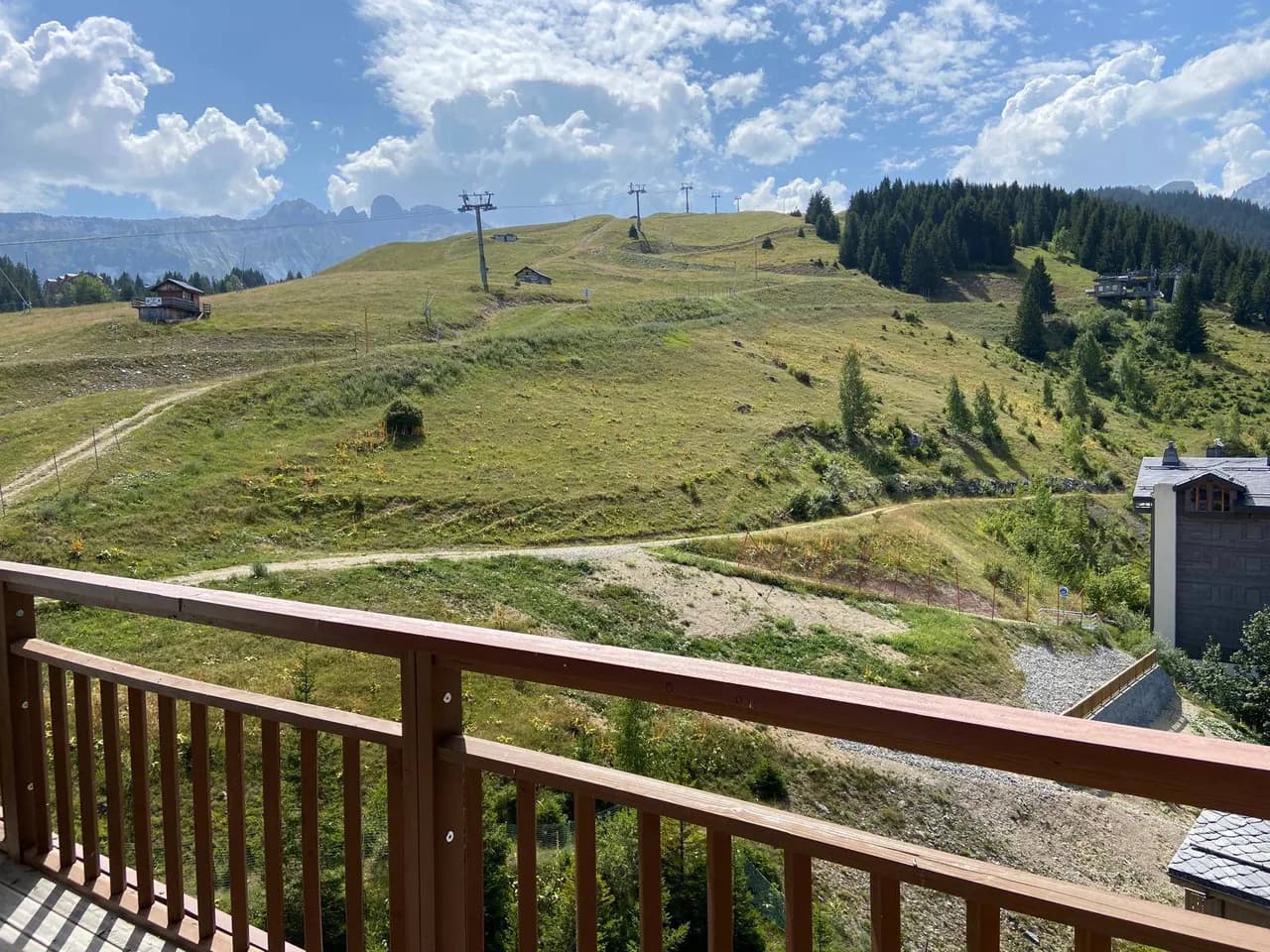 Sunlit Mountain Studio With Ski Access photo 3