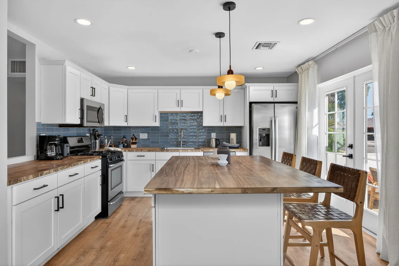 Modern Six Bedroom Villa in Scottsdale photo 3