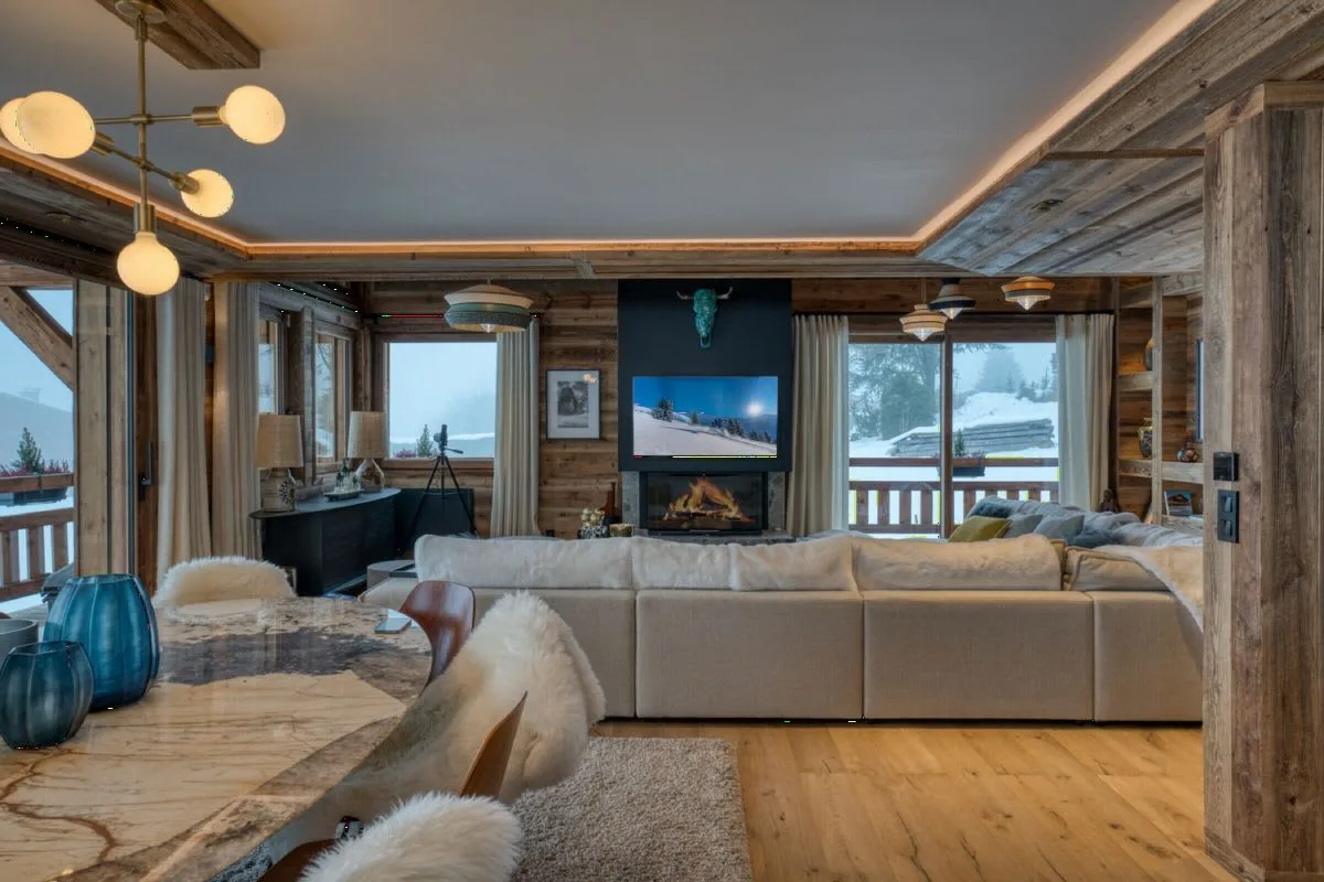 Peaceful Chalet Near Slopes And Village photo 2