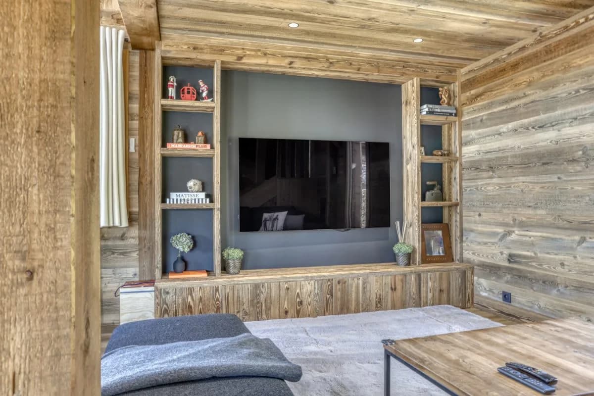 Contemporary Chalet With Wellness Spaces photo 2