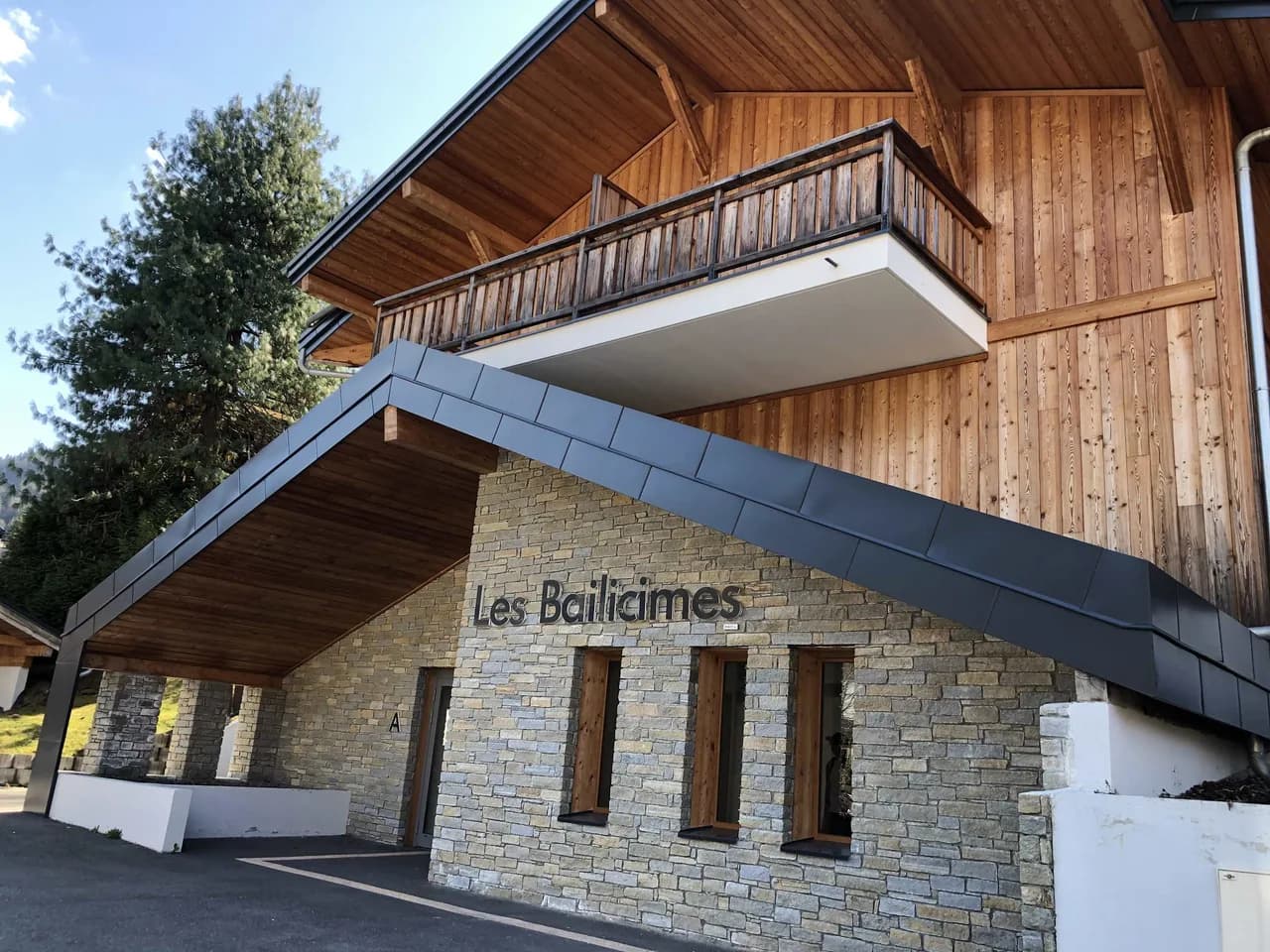 Comfortable Mountain Retreat in Morzine photo 2