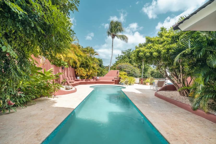 Beachside Villa Steps from Minitas in La Romana