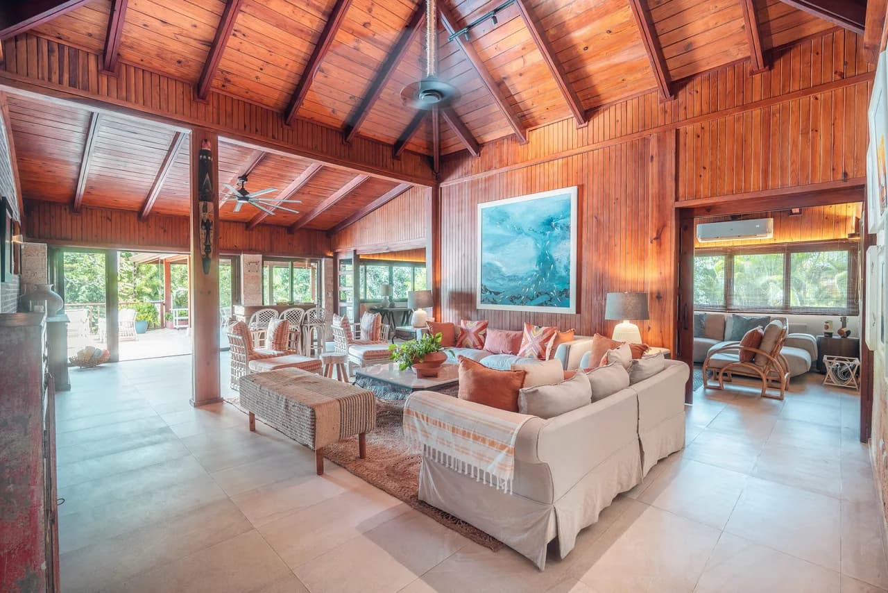 Beachfront Five-Bedroom Villa in La Romana photo 2