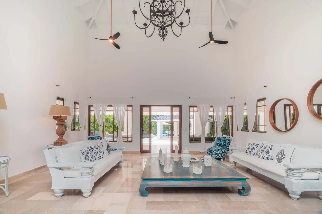 Luxurious Six-Bedroom Retreat in La Romana photo 4