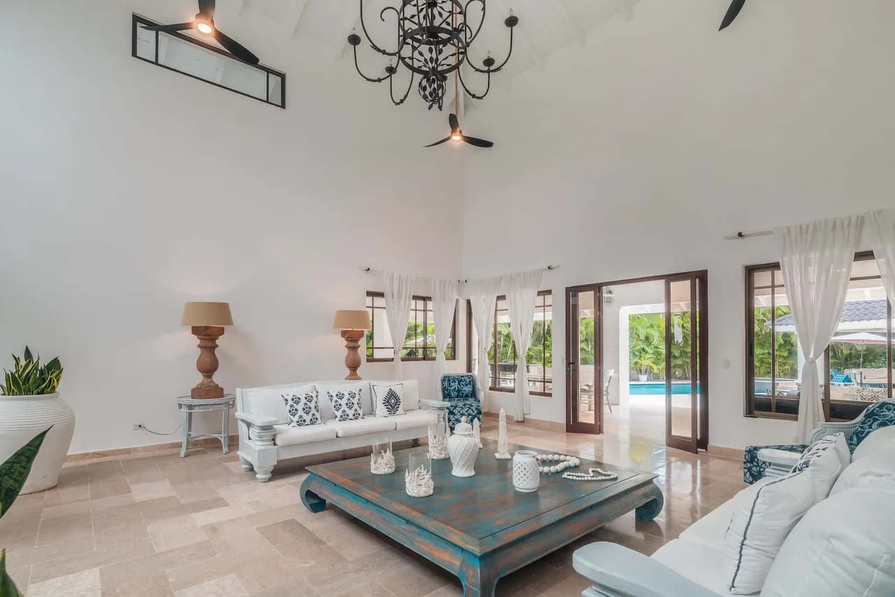 Luxurious Six-Bedroom Retreat in La Romana photo 5