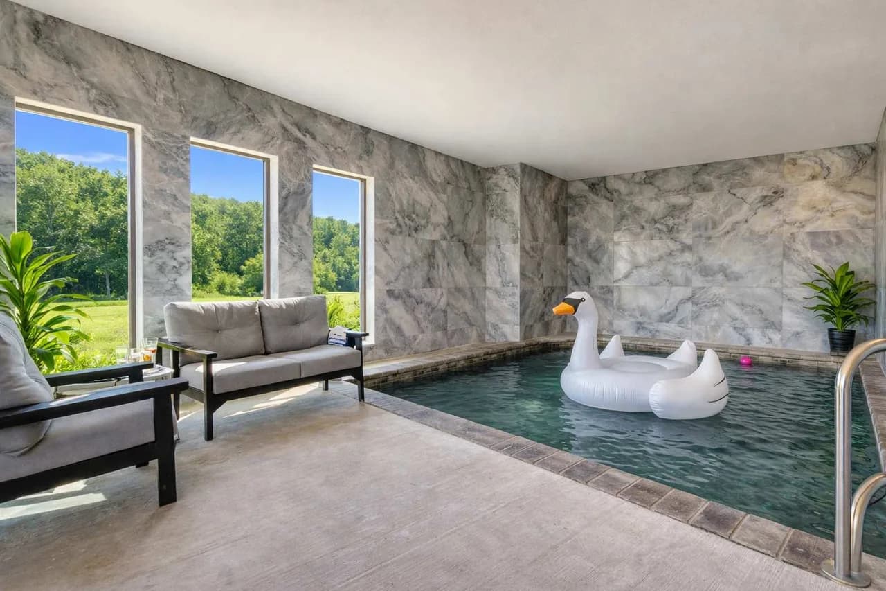 Mountain View Pool Lodge in Smoky Mountains photo 3