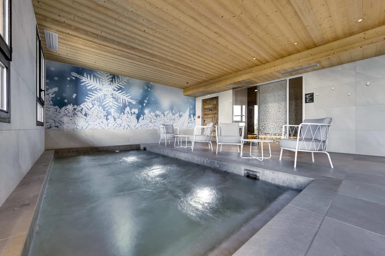 Stylish Arc 1800 Apartment With Spa photo 4