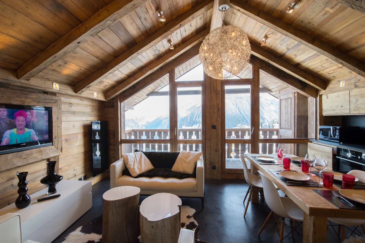 Central Alpine Retreat With Mountain Views photo 5